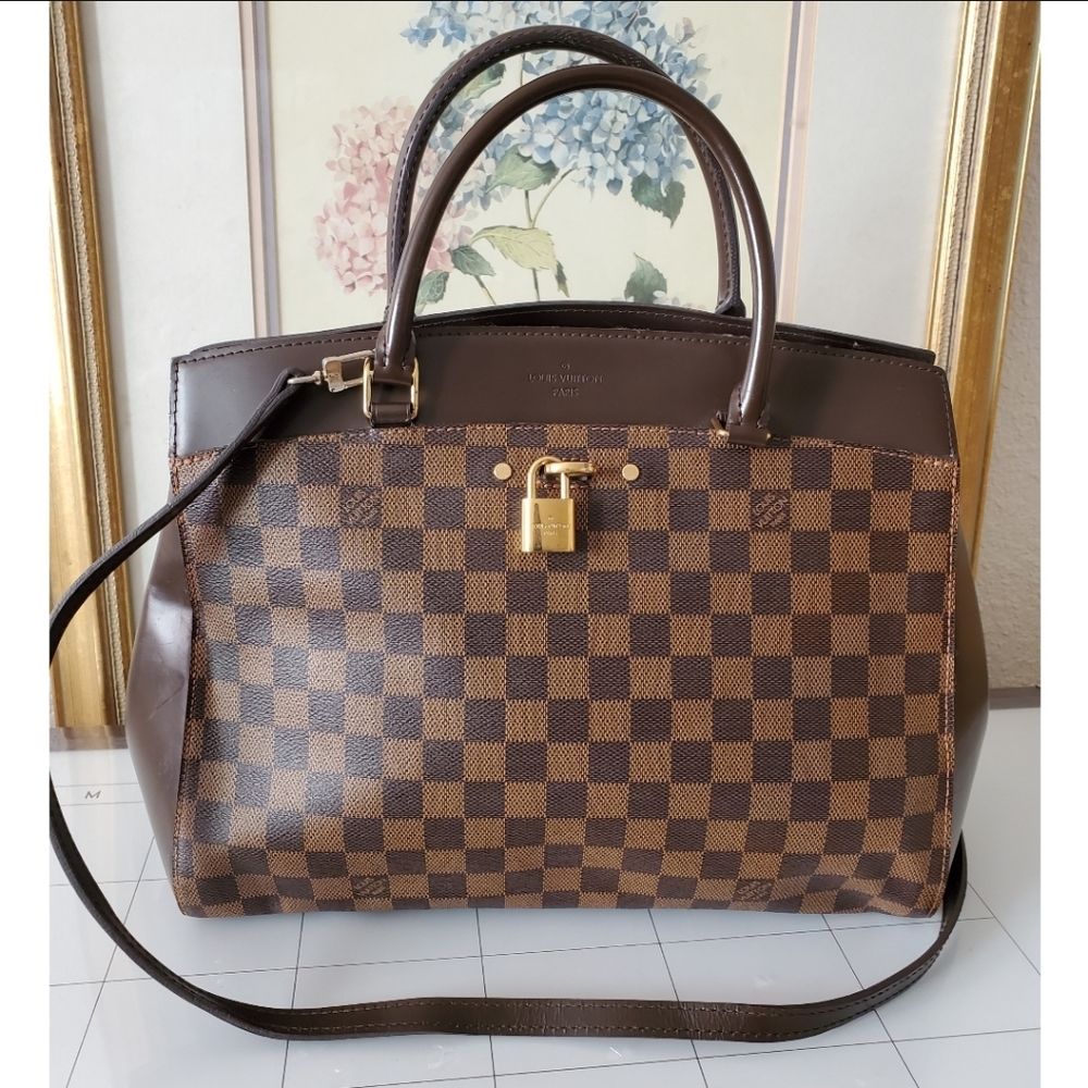 Louis Vuitton Rivoli MM - Picture 3 of 14